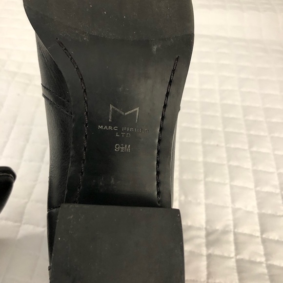 Sylish Black leather Marc Fisher booties with pointy toes, size 9.5 - Picture 8 of 11